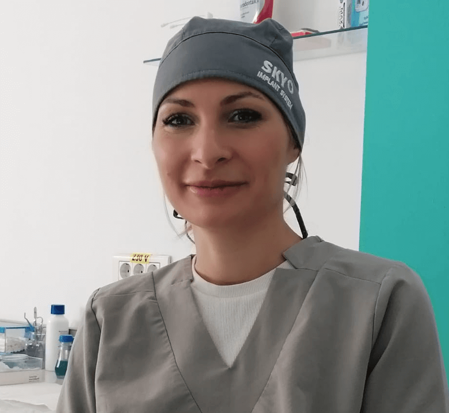 Doctor Anca Tanasa, medic stomatolog Cabinet Stomatologic Sector 4 Valfamilydent